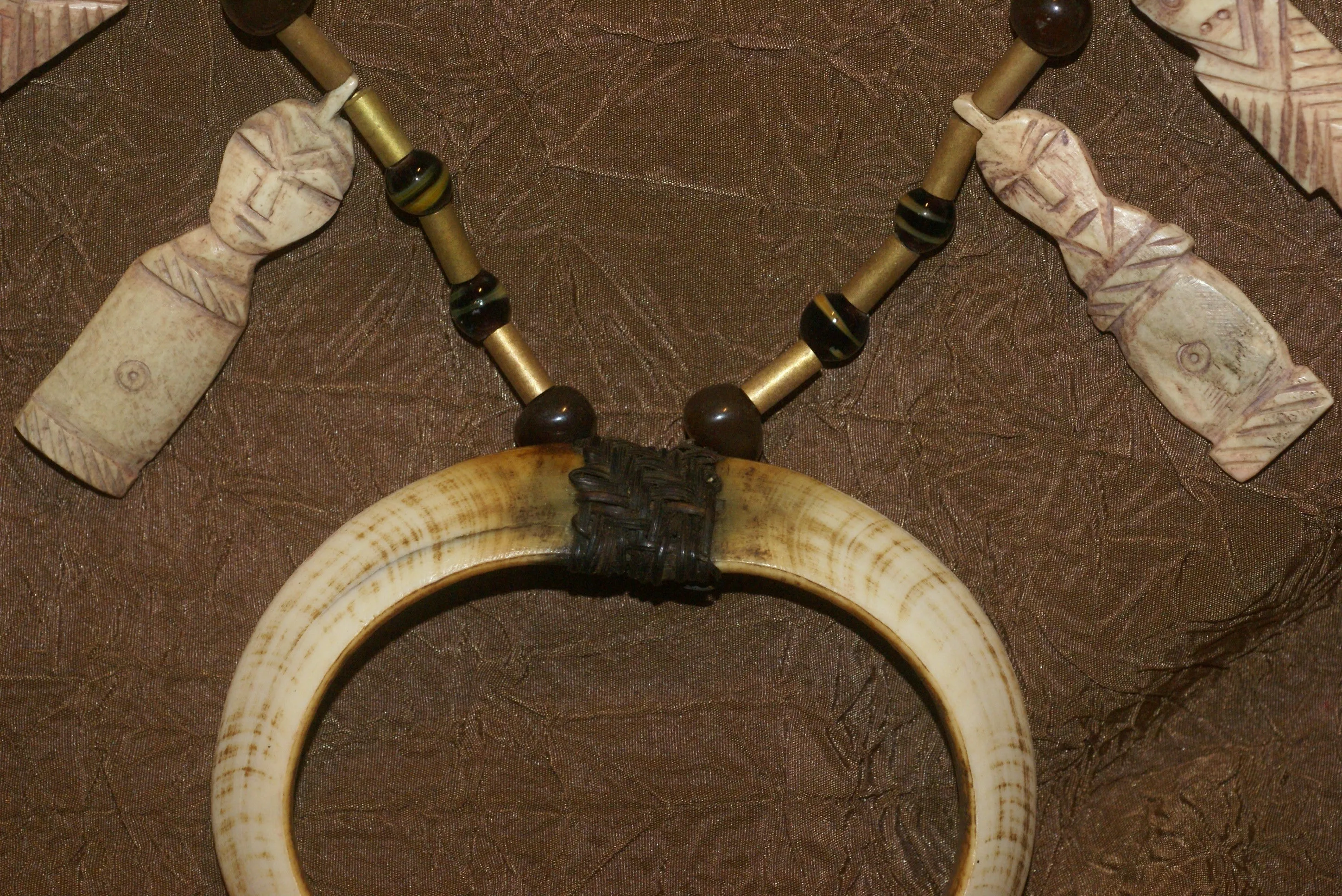 Unique “Big Man” Chief Tribal Boar Tusks & Ancestors’s Status Trophy,  Important Pectoral Ornament Worn during Initiations, also used as Currency, Bride Price, Feud Payments , collected in the late 1900’s in the Highlands Of Papua New Guinea